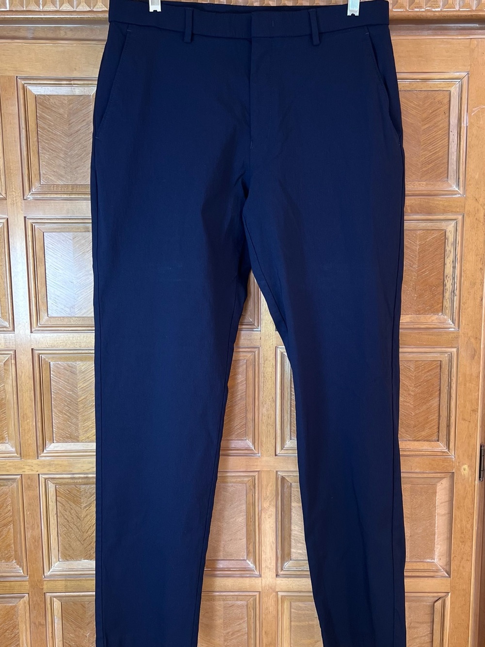 Tommy Hilfiger Mens Chino Pants 33x32 Navy Blue Classic Casual Flat Front